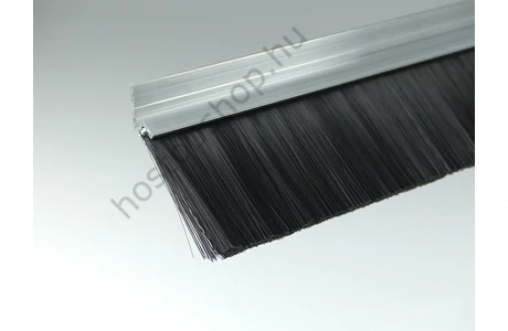 45°-os natúr alu profilos kefetömítés 62 mm-es sörtével 45°-os natúr alu profilos kefetömítés 62 mm-es sörtével